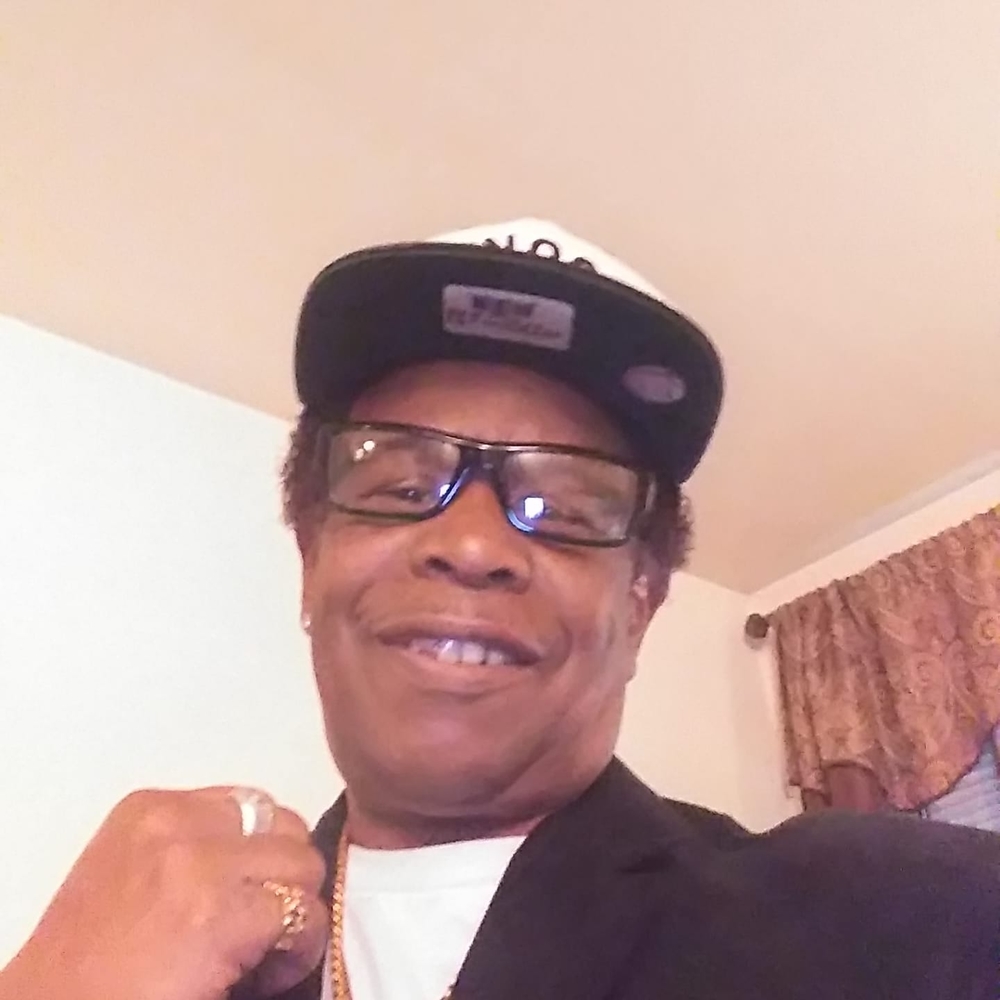 Meet your Posher, Kenny